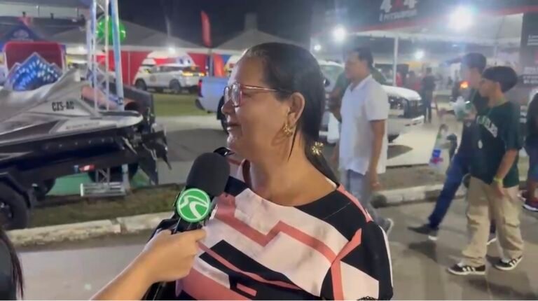 Fiéis chegam cedo para garantir lugar no show de Padre Fábio de Melo na ExpoAcre Juruá
