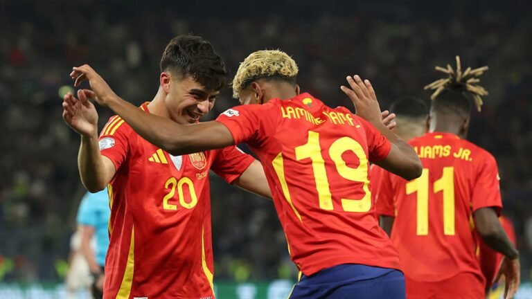 Espanha encara Bélgica nas quartas da Copa em busca de quebrar tabu histórico no Mundial