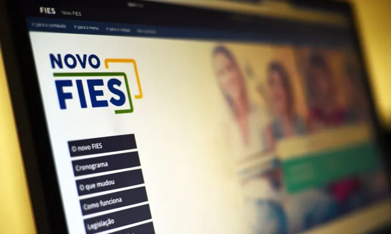 Governo amplia prazo para pagamento do Fies de estudantes com parcelas em dia