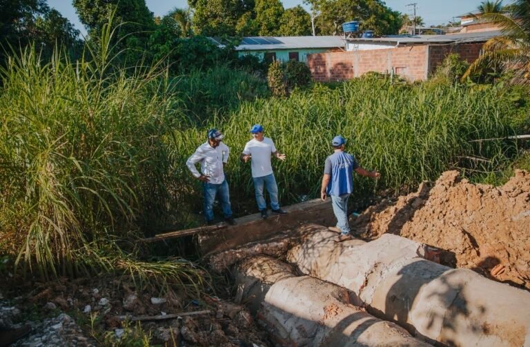 Cruzeiro do Sul amplia obras de infraestrutura com ações nas áreas urbana e rural