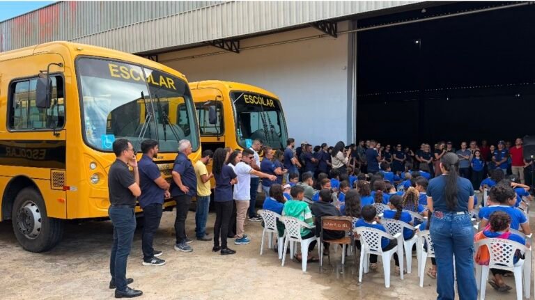 Investimento superior a R$ 2,5 milhões vai ampliar a segurança e o conforto de estudantes da rede municipal de Cruzeiro do Sul