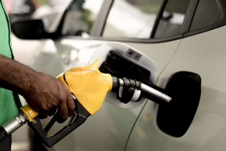 Acre volta a liderar ranking da gasolina mais cara do Brasil