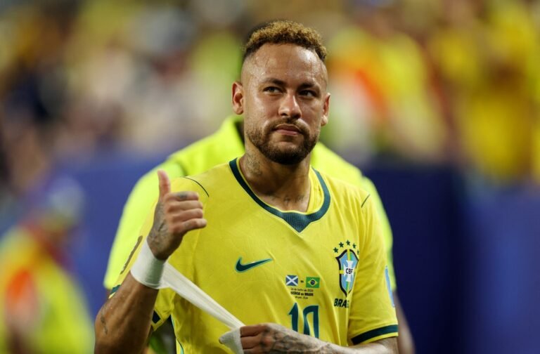 Jornal espanhol aponta “paradoxo cruel” na despedida de Neymar da Copa antes de Messi e Cristiano Ronaldo