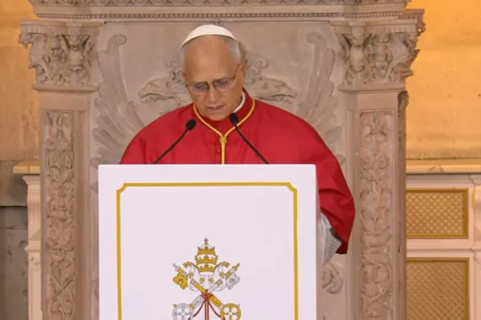 foto-papa-discurso