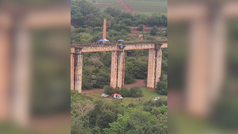 Criança já havia sofrido acidente com mesma equipe meses antes da morte de jovem em salto de rope jump