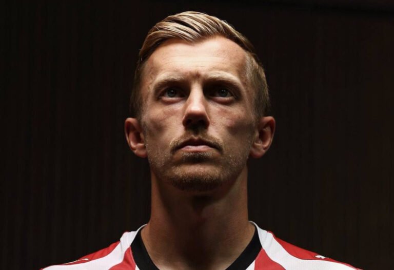 James Ward-Prowse retorna ao Southampton e assina contrato de duas temporadas