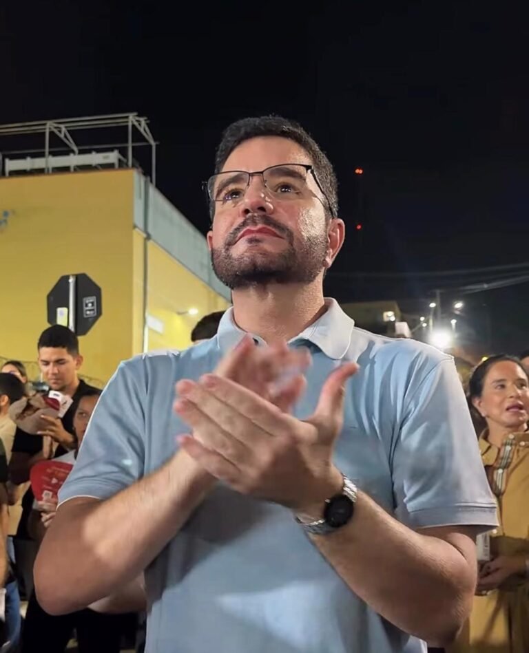 Ao lado do pai e do filho, Gladson Cameli participa de procissão de Nossa Senhora da Glória e destaca tradição familiar