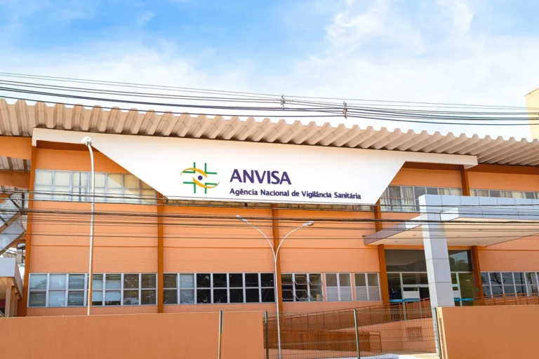 Anvisa suspende venda e uso de chás e produtos irregulares com promessa de emagrecimento