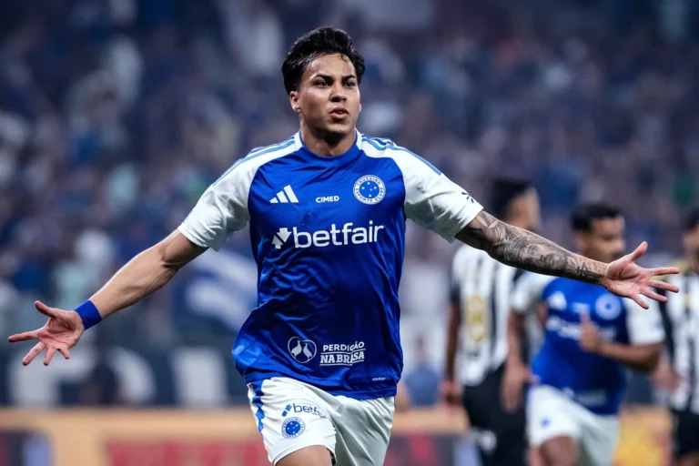 Cruzeiro leva vantagem sobre o Atlético-MG nos mata-matas da Copa do Brasil