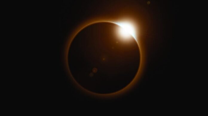 eclipse-solar-total-1786455108130_v2_900x506