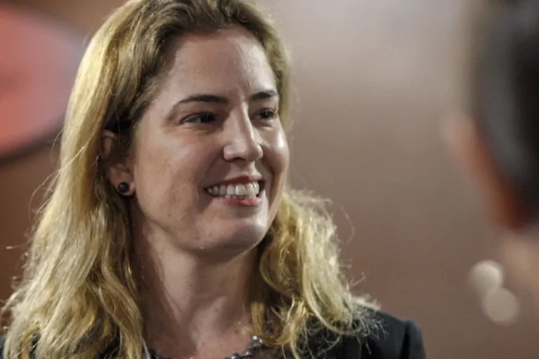 Juíza Gabriela Hardt é afastada por dois anos pelo CNJ e continuará recebendo salário