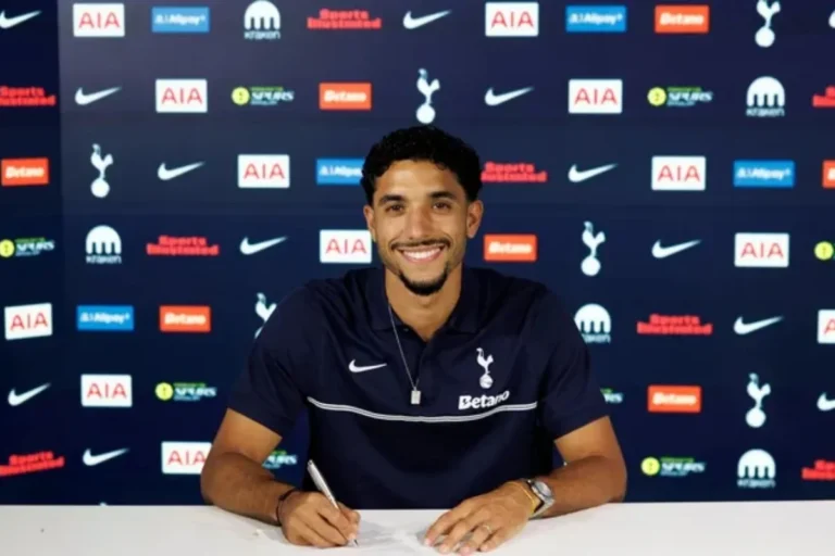 Tottenham anuncia contratação de Marmoush, do Manchester City, por R$ 420 milhões