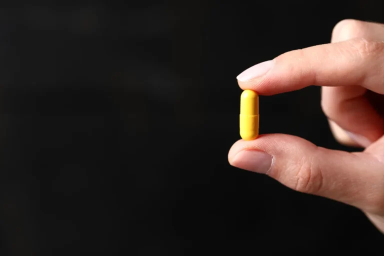 Anvisa proíbe suplementos das marcas SharkPro e Newfit após identificar irregularidades