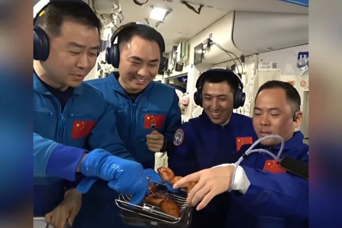 astronautas-chineses