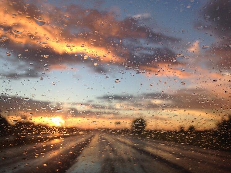 Cruzeiro do Sul promete segunda-feira de sol entre nuvens e pancadas de chuva