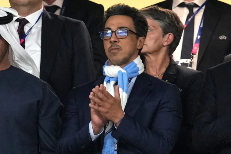 O Manchester City foi considerado culpado em 114 das 115 acusações relacionadas a violações das regras financeiras da Premier League