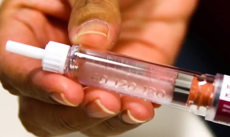 Anvisa proíbe venda de insulina e tirzepatida irregulares e determina recolhimento de medicamentos