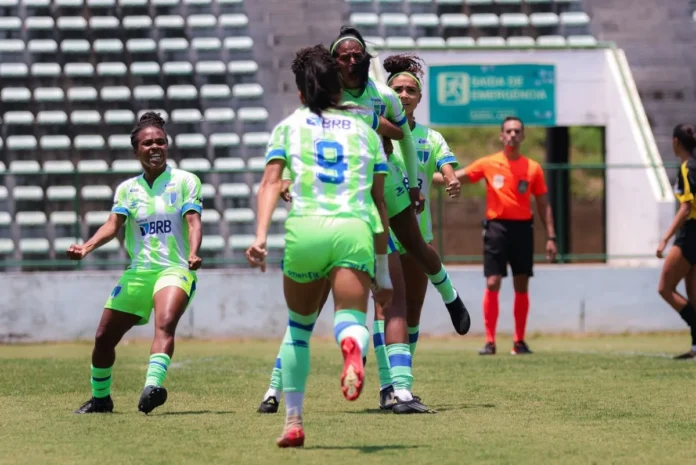 minas-brasilia-campeao-candangao